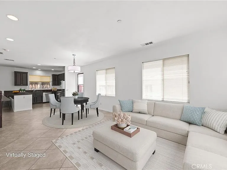 819 Mitchell Way — Photo 3