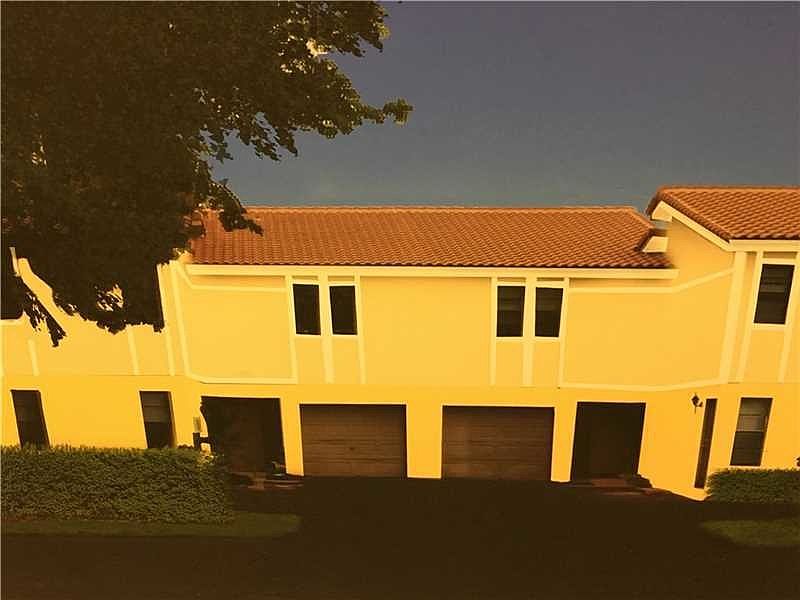 2nd image of 11502 NW 44th St