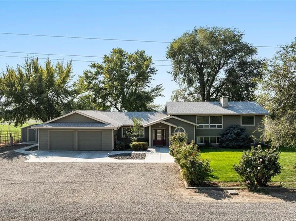 5451 Columbia River Rd, Pasco, WA 99301