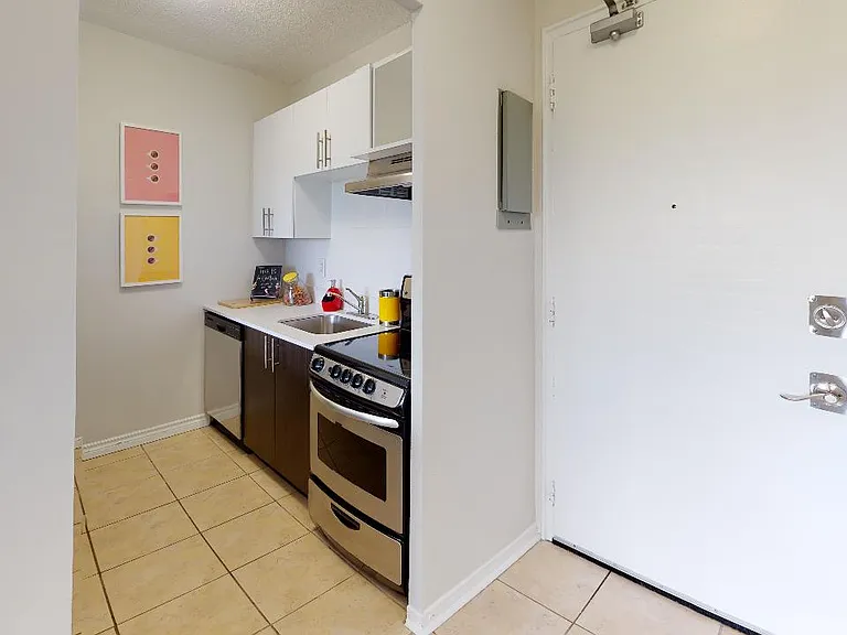 57 Bayswater Ave — Photo 6
