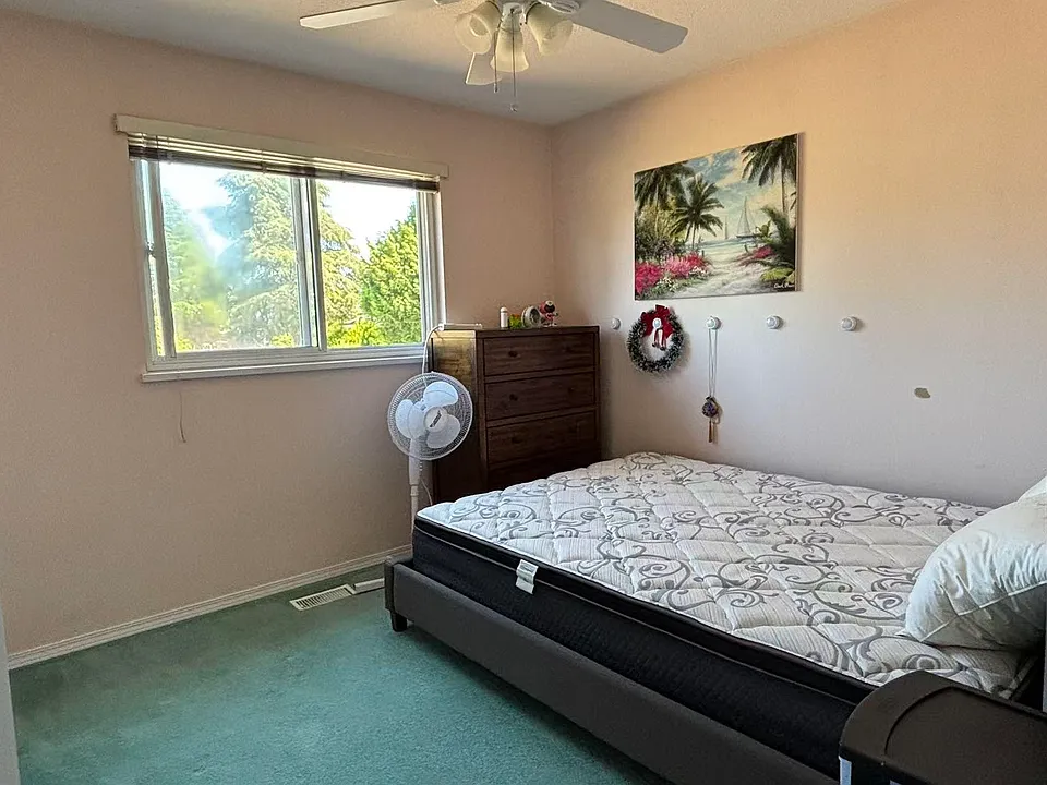 6711 Mayflower Dr #MAIN FLOOR