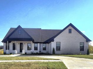 5112 Stallion Dr, Richmond, KY 40475