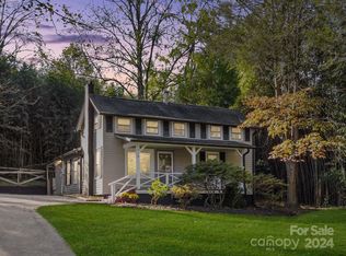 1016 Hebron Rd, Hendersonville, NC 28739