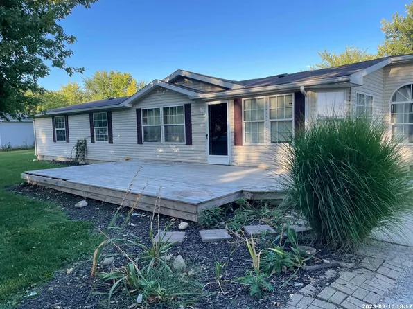 10769 N Ravinia Blvd, Monticello, IN 47960