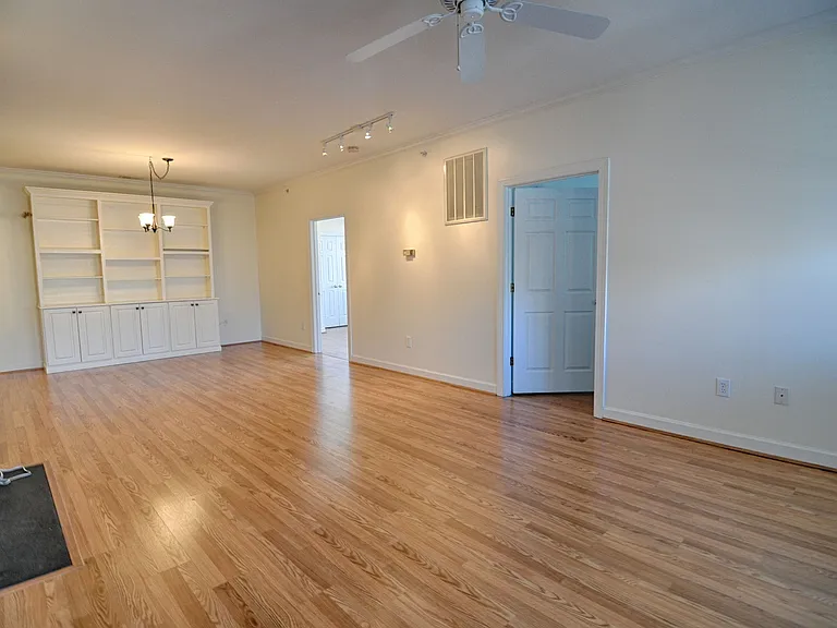 600 Copperline Dr #207 — Photo 12