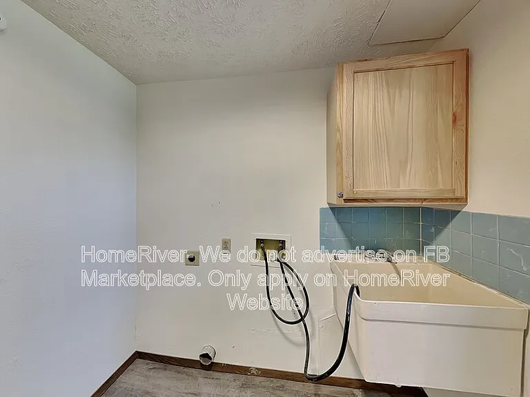 4708 S Glenrose Rd — Photo 19