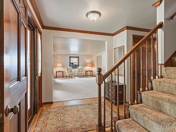 4th image of 2697 Indian Hill Dr