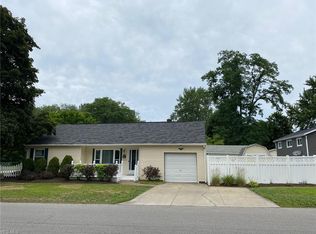 155 Hartshorn Dr, Painesville, OH 44077