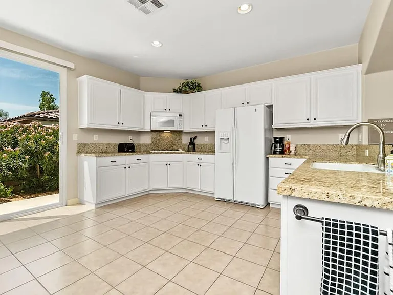 82075 Keitel St — Photo 6
