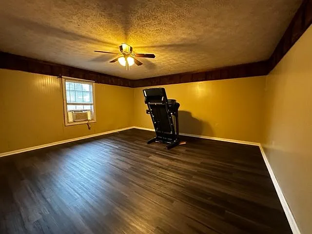 615 Tidwell Rd — Photo 29