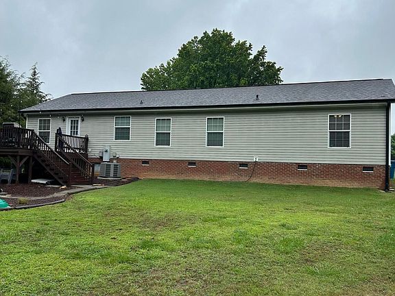 2nd image of 2122 Cheyenne Dr