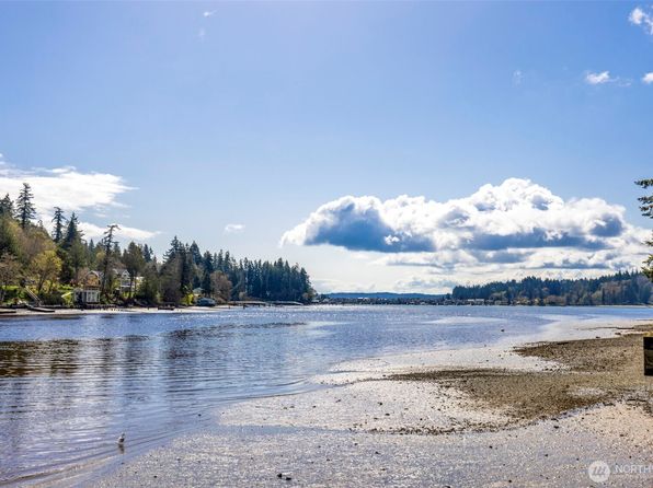 6685 NE Sid Price Road, Poulsbo, WA 98370