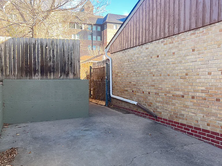 2205 S High St #2205 — Photo 12