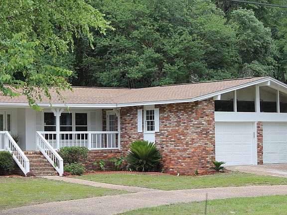 3rd image of 8715 Scenic Hills Dr