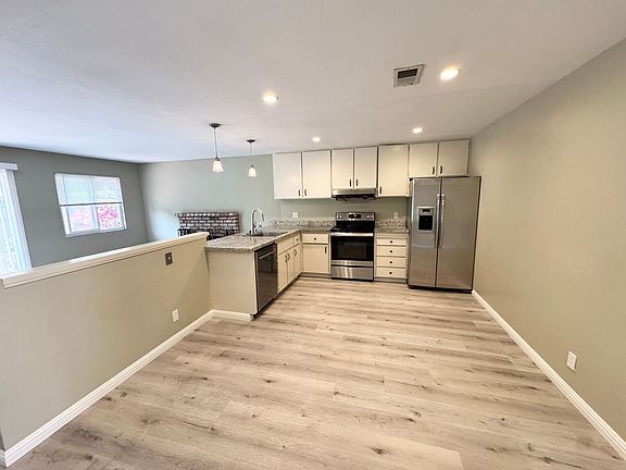 2nd image of 7070 Wineberry Way