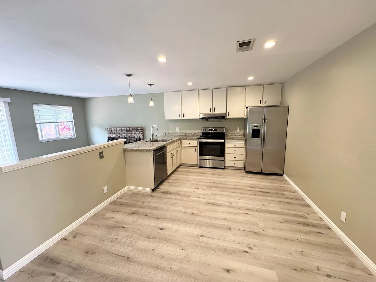 Building Photo - 7070 Wineberry Way