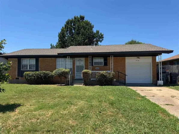 4726 NW Ridgecrest Dr, Lawton, OK 73505