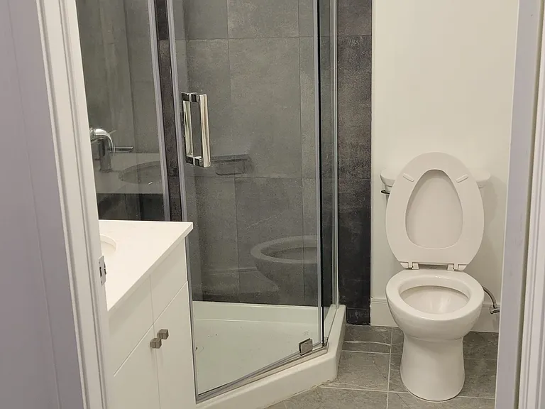 1 Wellington St #610 — Photo 10