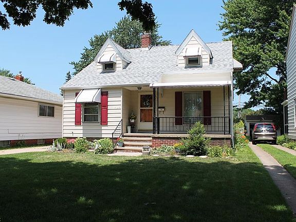 3rd image of 18310 Flamingo Ave