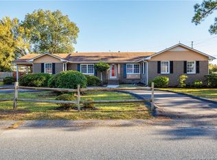 408 Homestead Dr, Fayetteville, NC 28303