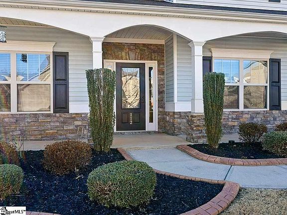 3rd image of 112 Abbey Gardens Ln