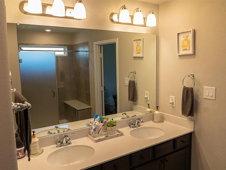 7010 Silverleaf Oak St — Photo 24