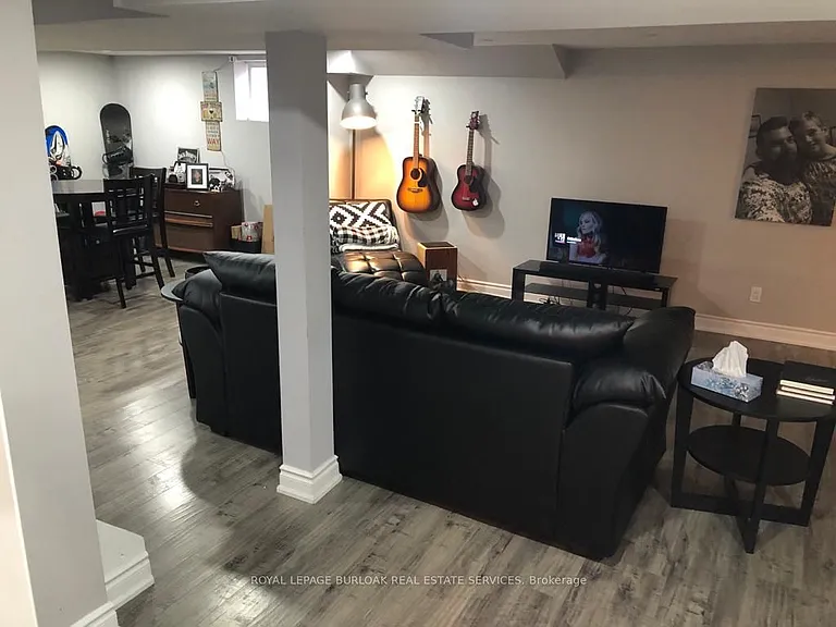 15 Michael Ave #LOWER — Photo 6