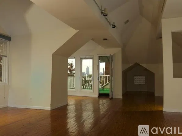 1084 Ponce De Leon Ave NE, Atlanta, GA 30306