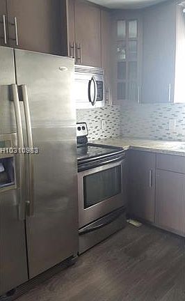 3rd image of 2114 Plunkett Ct #0