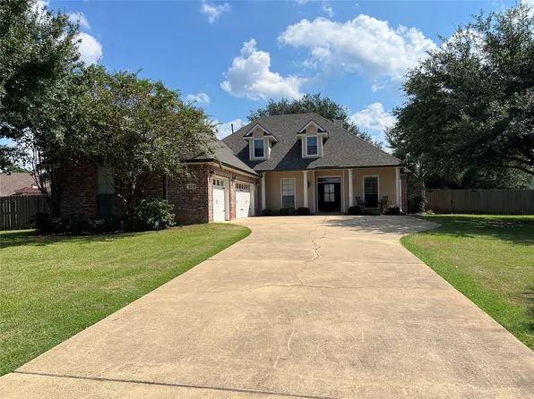 111 Pebble Beach Dr, Benton, LA 71006