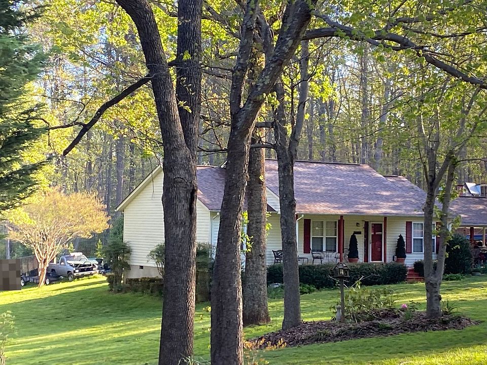 2nd image of 3195 Windy Hill Dr