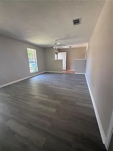 4141 Loire Dr — Photo 28
