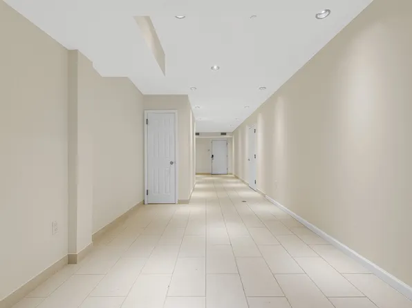 83-18 58th Avenue image 28 of 43