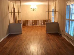 5863 Lakeview Rd, Lenoir City, TN 37772