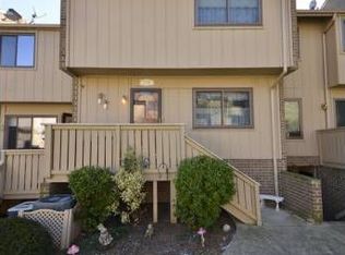 2728 Glengyle Dr #7, Vienna, VA 22181