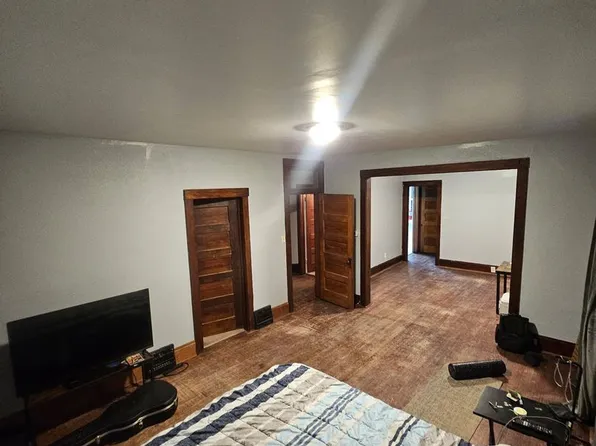 1372 Merryman St 4 Unit, 1372 Merryman St #3, Marinette, WI 54143