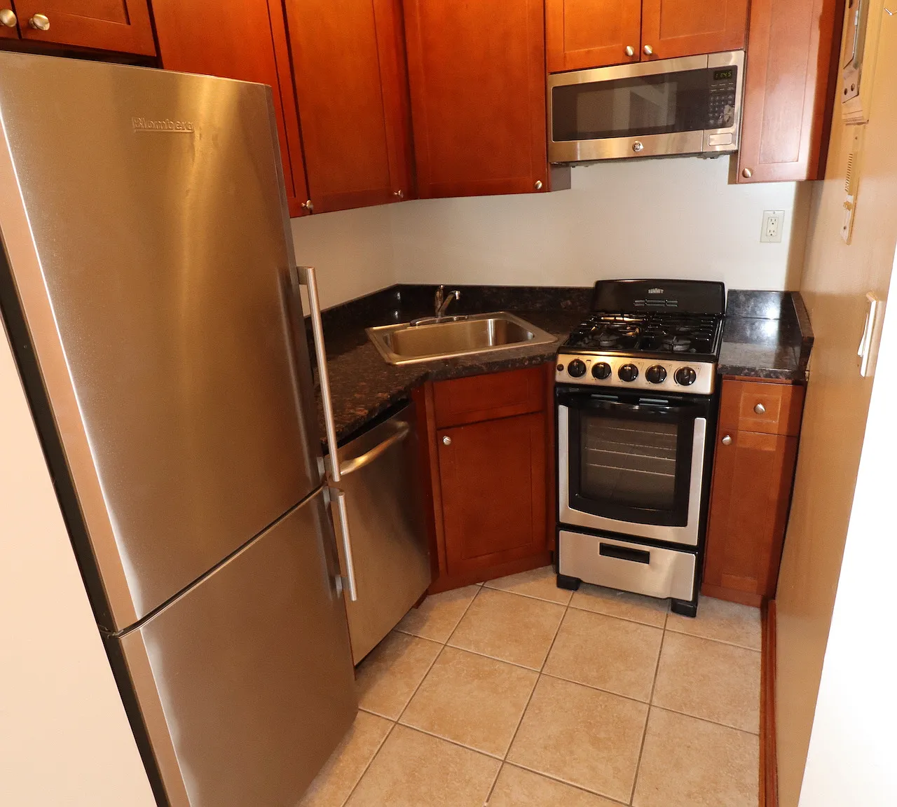 331 West 76th Street — Photo 4