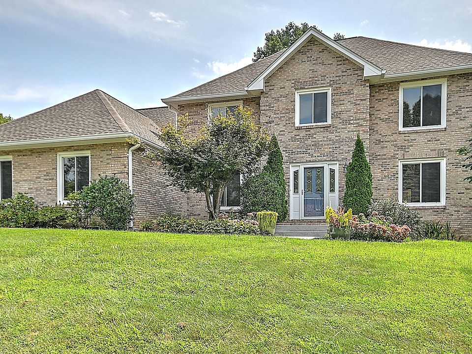 1st image of 101 Stonehenge Dr