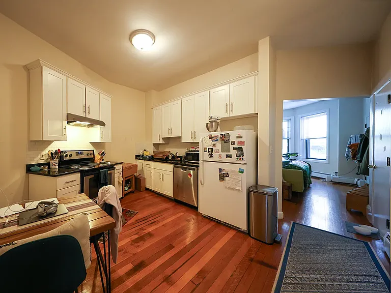 1726 Beacon St #1 — Photo 8