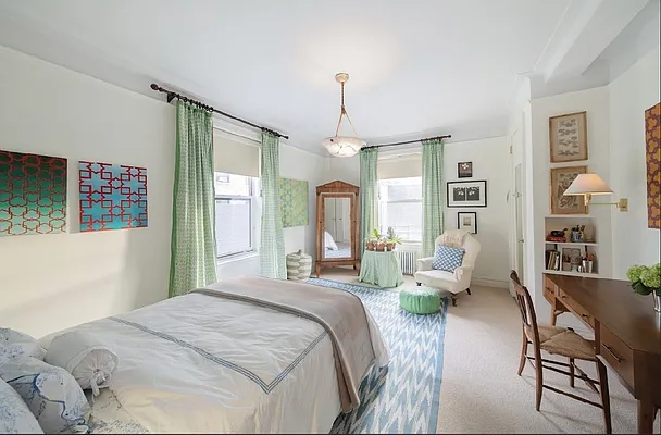 Sold by The Find NY | media 23