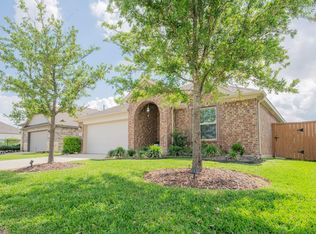 8658 Flamingo Bay Ln, Cypress, TX 77433