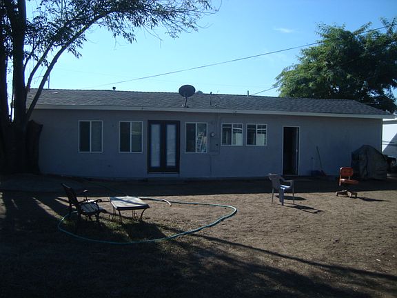 3rd image of 15431 Fellowship St