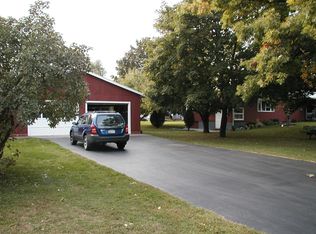 3288 South Dr, Caledonia, NY 14423