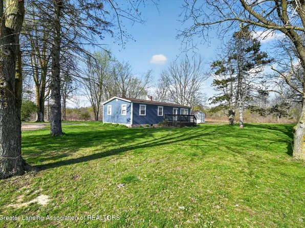 511 E Tyrrell Rd, Morrice, MI 48857