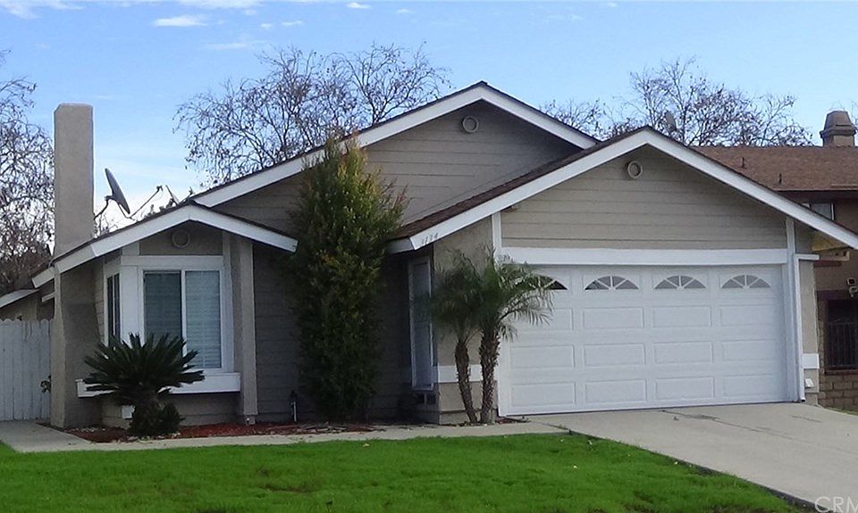 1st image of 3134 Gabriella St