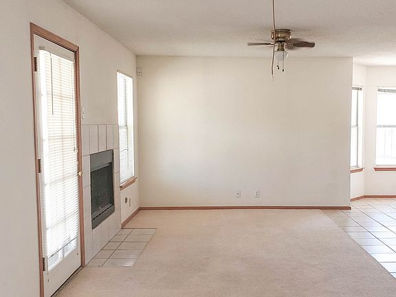 4th image of 10921 Loma De Luz Pl
