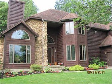 1st image of 660 Maple Creek Dr