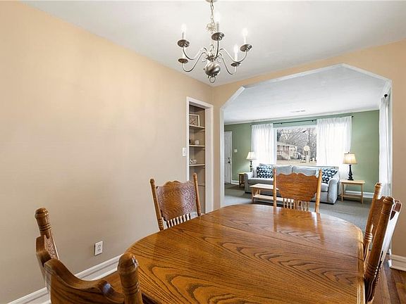 5th image of 227 Chappell Rd NW