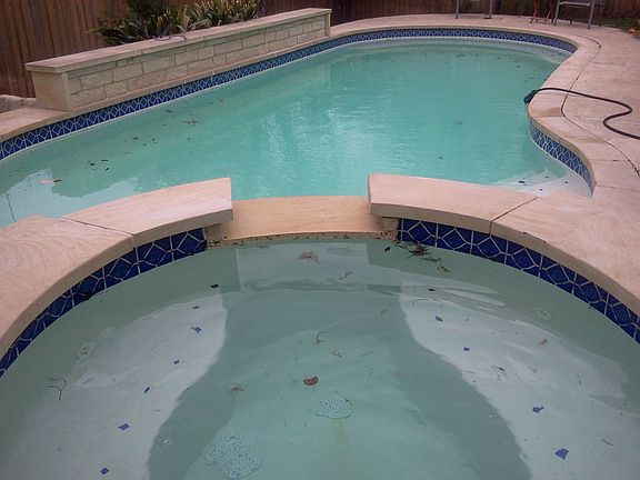 New plaster, pool like new