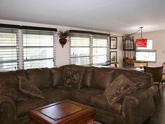 2nd image of 8062 SE Skylark Ave